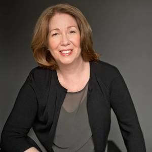 Meet your Posher, Lenora